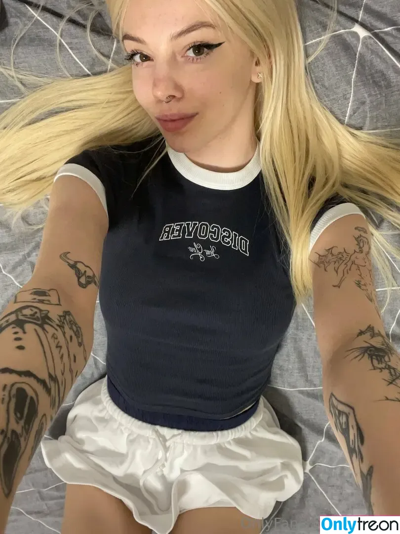 Skybon nude photo #0105 (Angelina / Reborngia / Skyrror / Sweetreborn / andreaschibono)