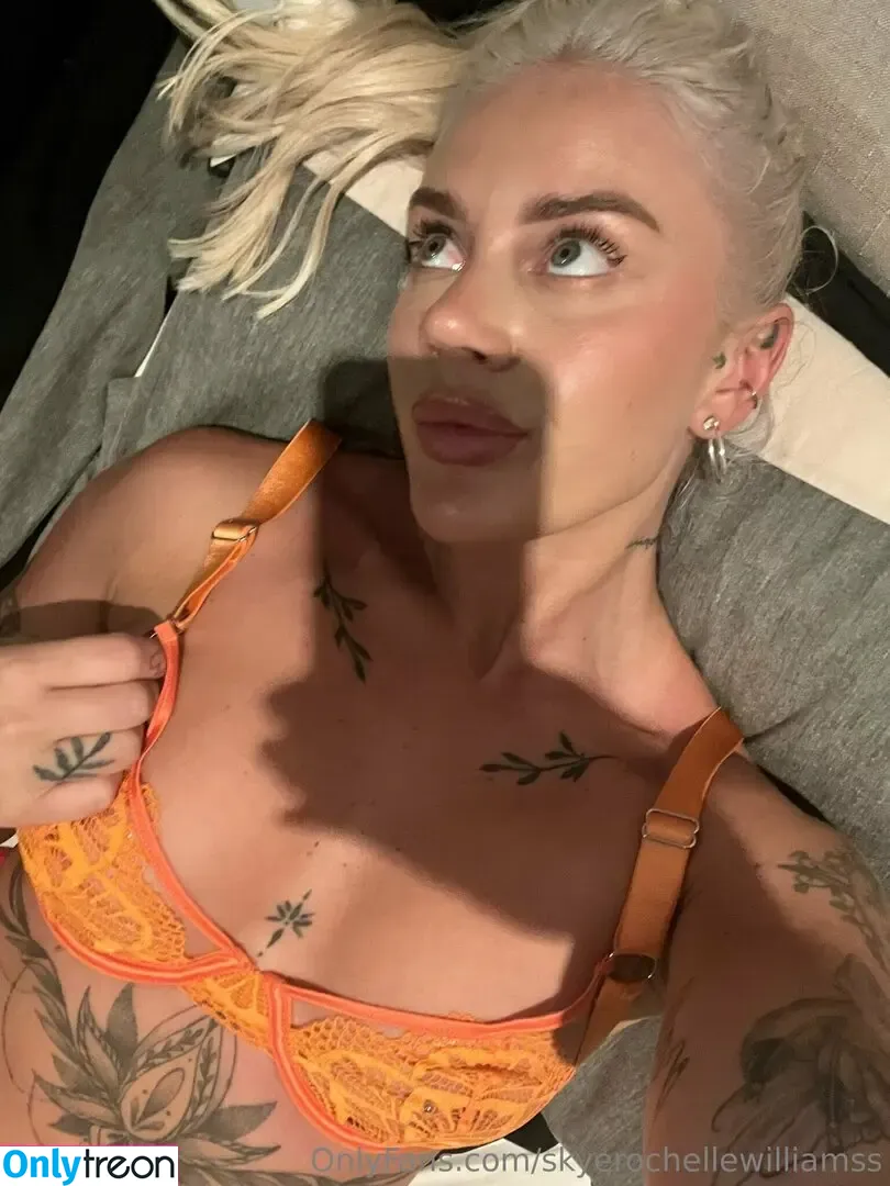 skyerochellee голая photo #0015 (skyerochellewilliams)