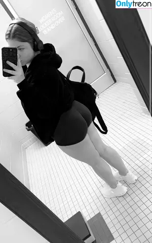  nude photo #0008