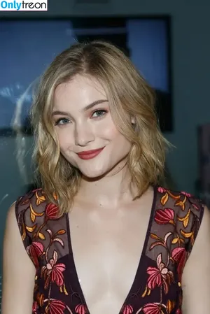 Skyler Samuels / skylersamuels nude photo #0002