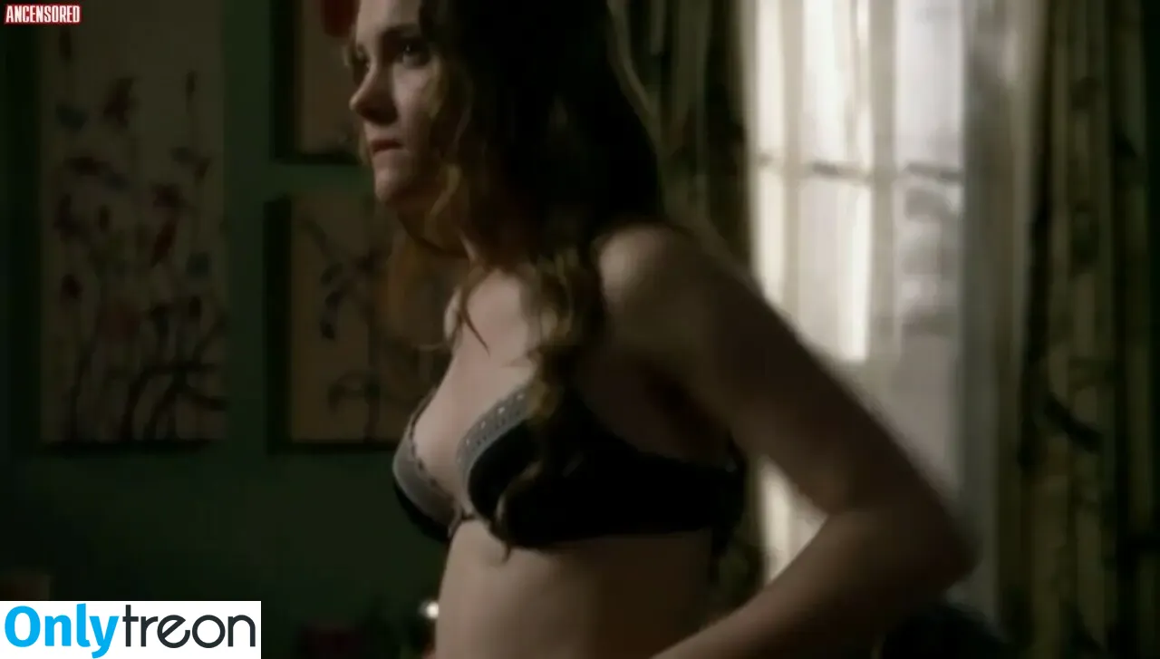 Skyler Samuels nude photo #0004 (skylersamuels)