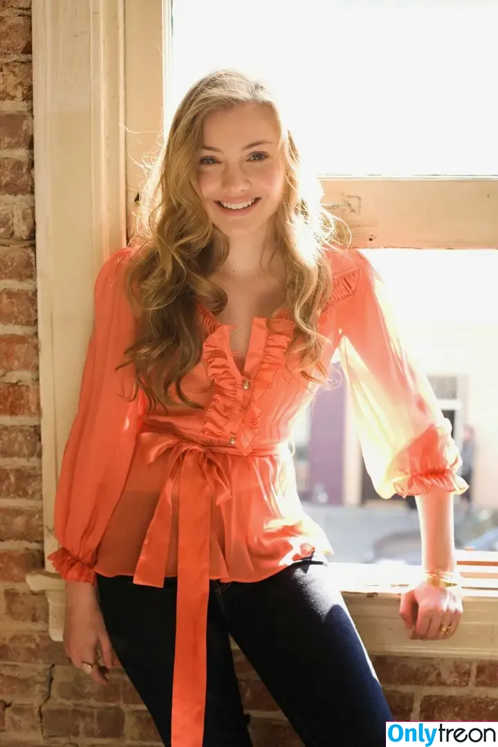 Skyler Samuels nude photo #0013 (skylersamuels)