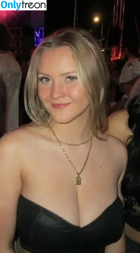 SkylerPolzkill nude photo #0007 (SkylerPolzkill)