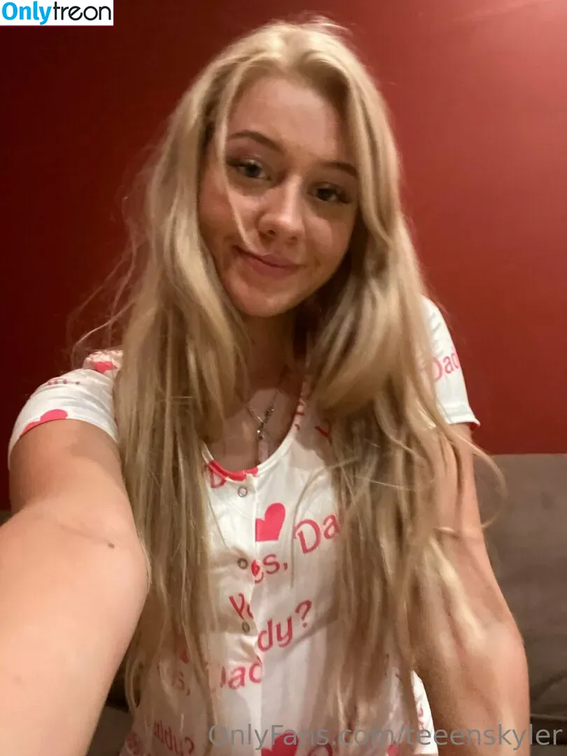 SkylerStormxo nude photo #0200 (SkylerStormxo)