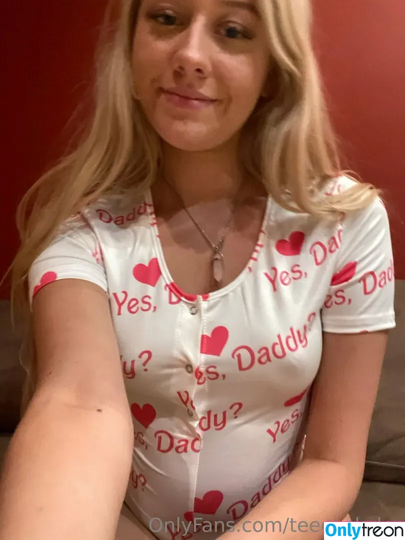 SkylerStormxo nude photo #0201 (SkylerStormxo)