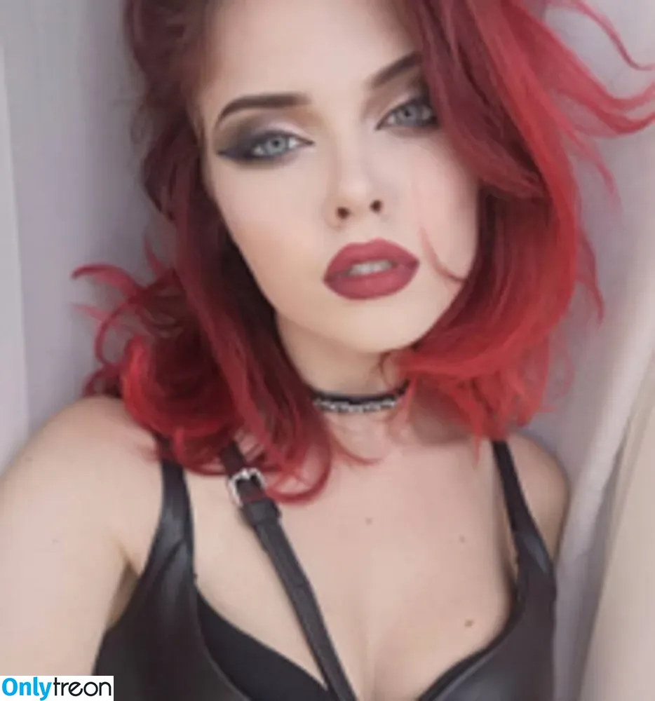 Sladkoslava nude photo #0336 (Ilona Bugaeva / sladkoslavacosplay)
