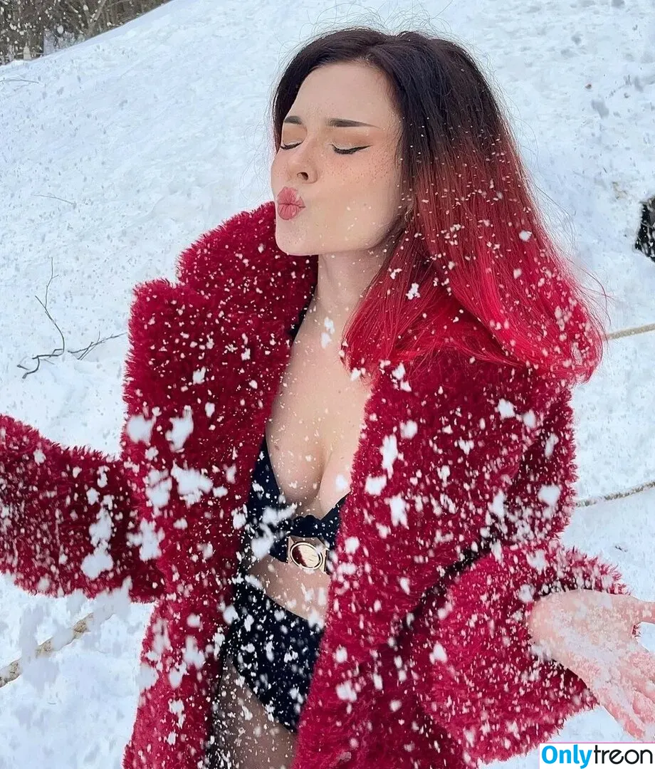 Sladkoslava nude photo #0345 (Ilona Bugaeva / sladkoslavacosplay)