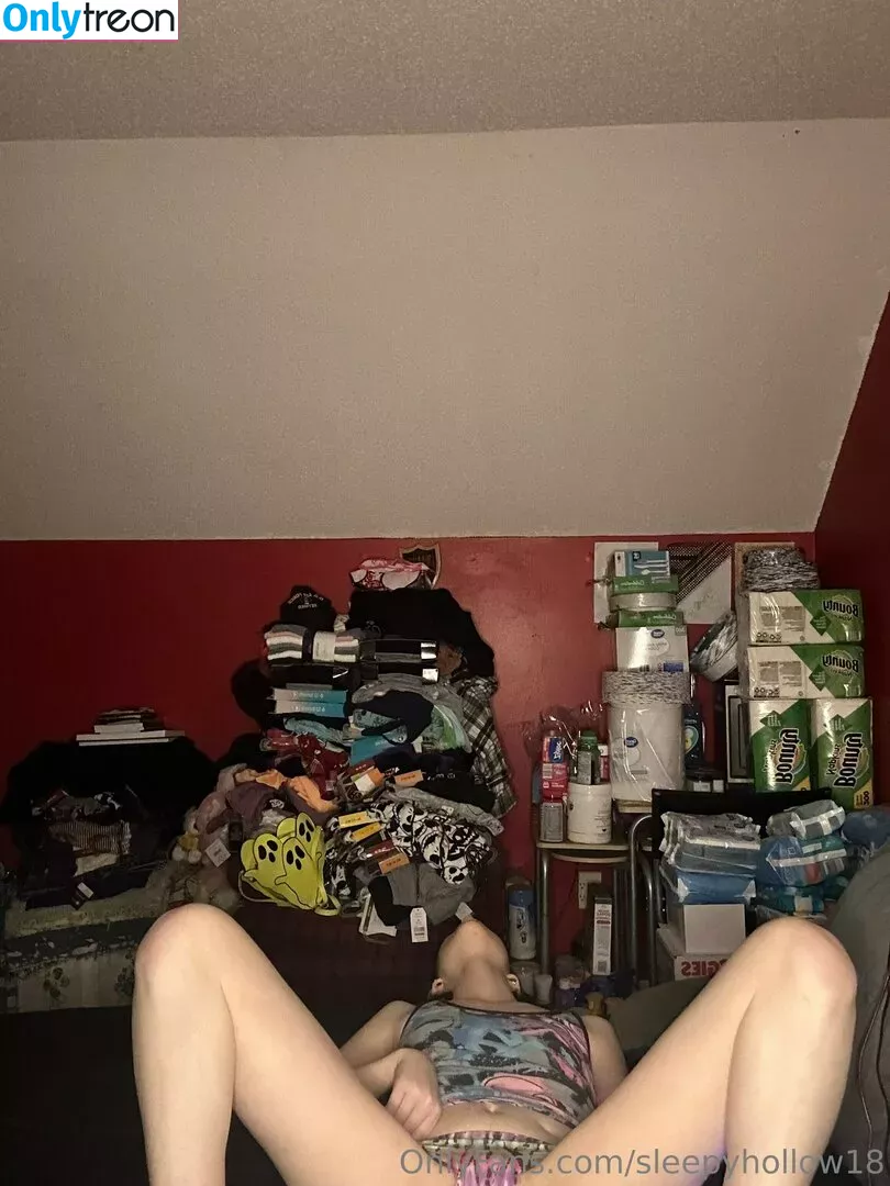 sleepyhollow18 nude photo #0203 (a7xbaby28)