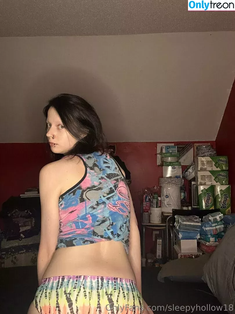 sleepyhollow18 nude photo #0216 (a7xbaby28)