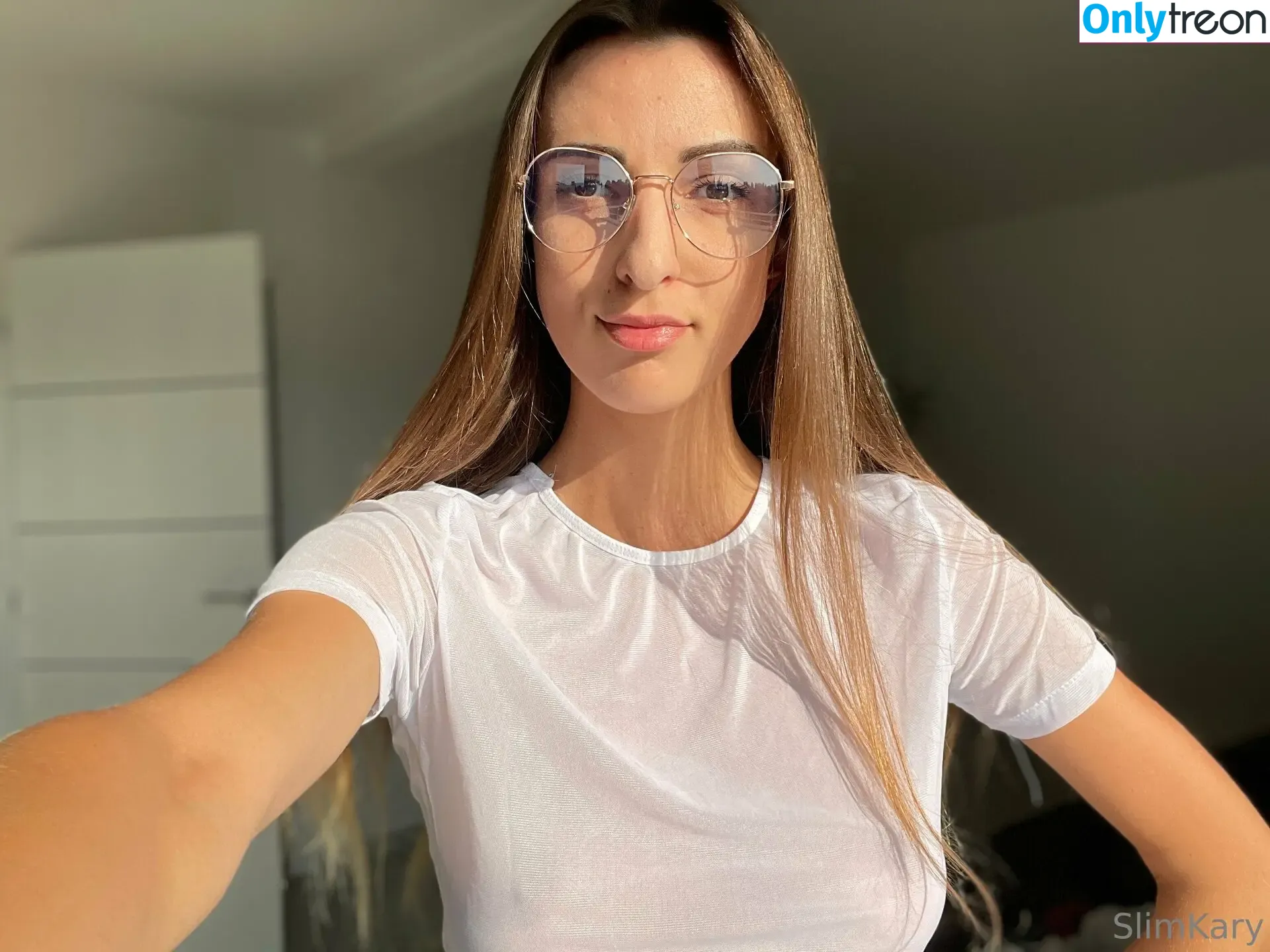 SlimKary nude photo #0093 (slimkari)
