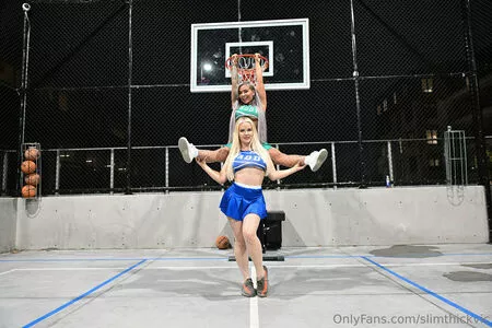 Slimthickvic / Vic Marie / slimthick_vic фото голая #0193