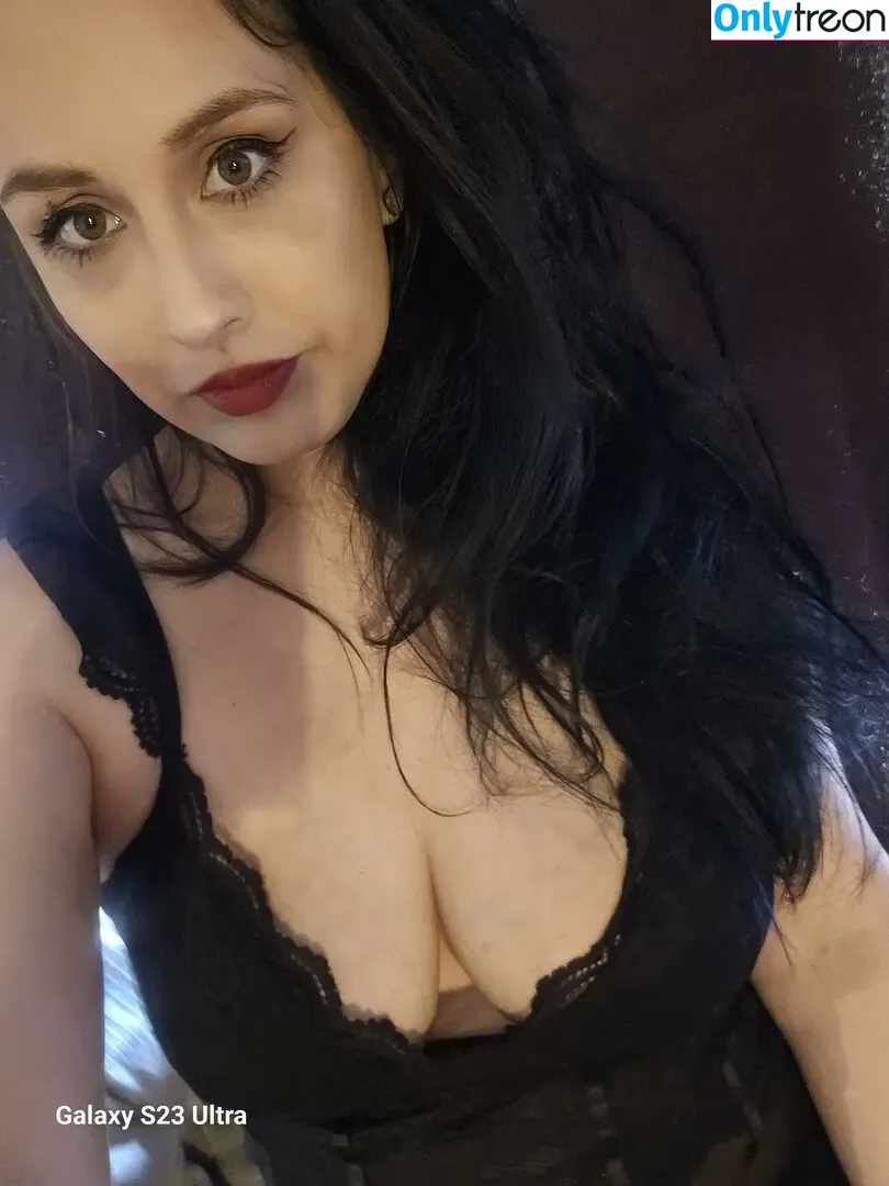 sluttiemilf nude photo #0001 (slutformilf)