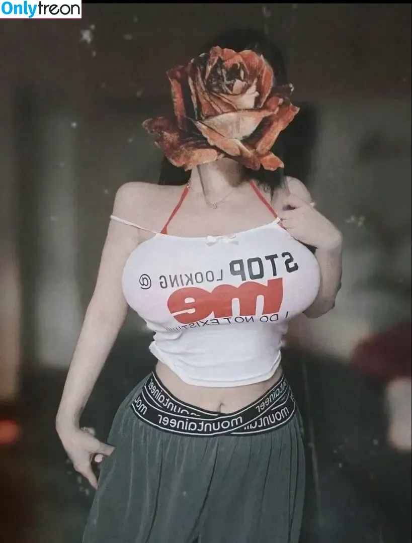 slwtzzz nude photo #0002 (d4stiny0 / misanemira / weareslvtz)
