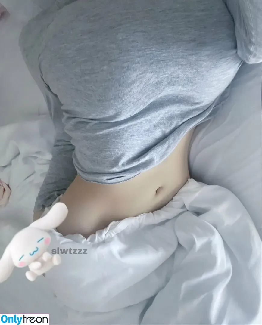 slwtzzz nude photo #0023 (d4stiny0 / misanemira / weareslvtz)