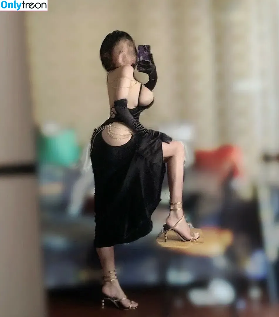 slwtzzz nude photo #0036 (d4stiny0 / misanemira / weareslvtz)