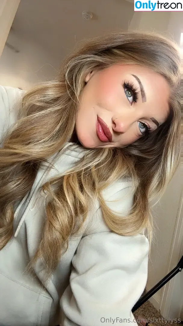 Slxttylyss nude photo #0292 (Slxttylyss)