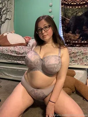 smallxsunflower / _xsunflower / smallsunfIower nude photo #0023