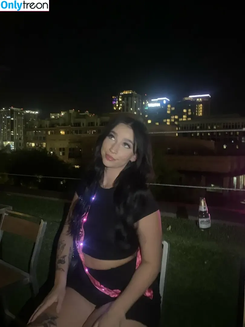 smashl3yyyy nude photo #0003 (smashl3yyyy)