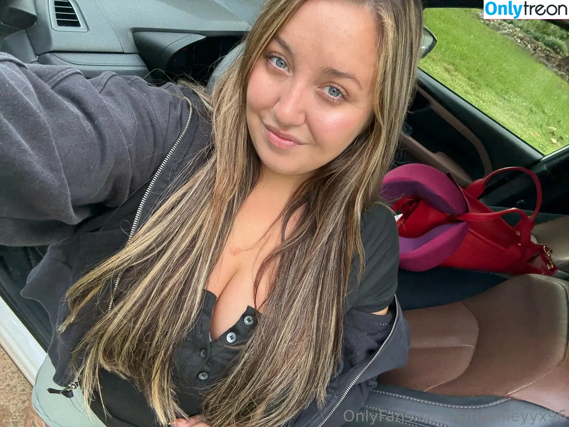 smashleyyx96 nude photo #0531 (smashleytwitch)