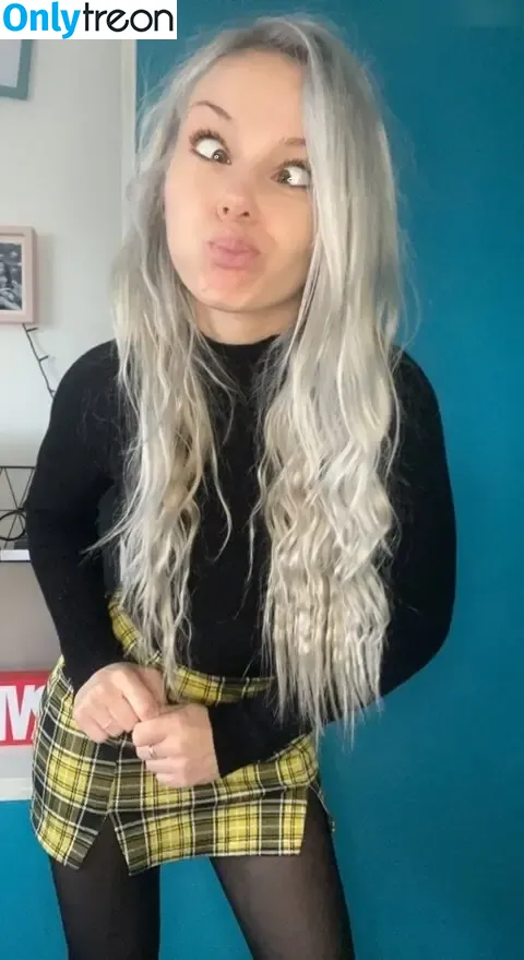 SmileyDani nude photo #0021 (danusiagrudzinska)