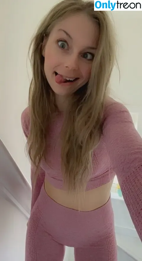 SmileyDani nude photo #0054 (danusiagrudzinska)