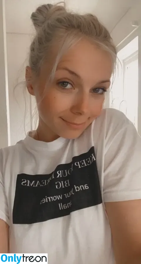 SmileyDani nude photo #0071 (danusiagrudzinska)
