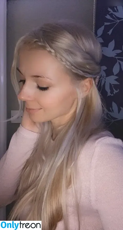 SmileyDani nude photo #0073 (danusiagrudzinska)
