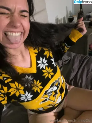 smilingcici, smilingdutchie1 leaked nudes