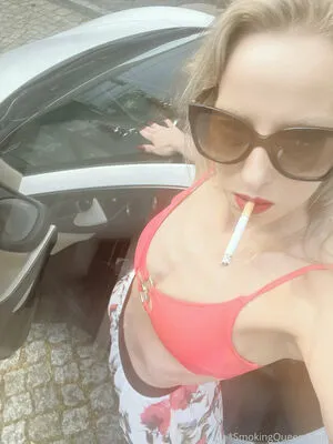 smokingqueenalina / smokingqueenalina1 nude photo #0061