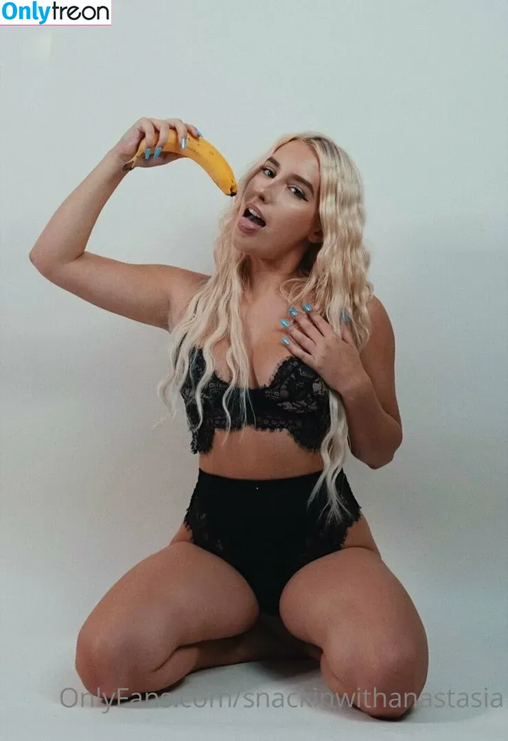 snackinwithanastasia nude photo #0008 (anastasia.snack)
