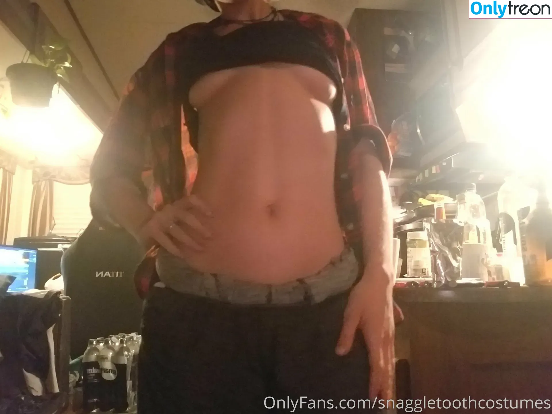 snaggletoothcostumes nude photo #0003 (snaggletoothmovie)