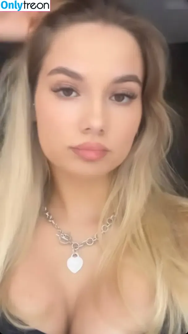Snipsska nude photo #0022 (Snipsska)