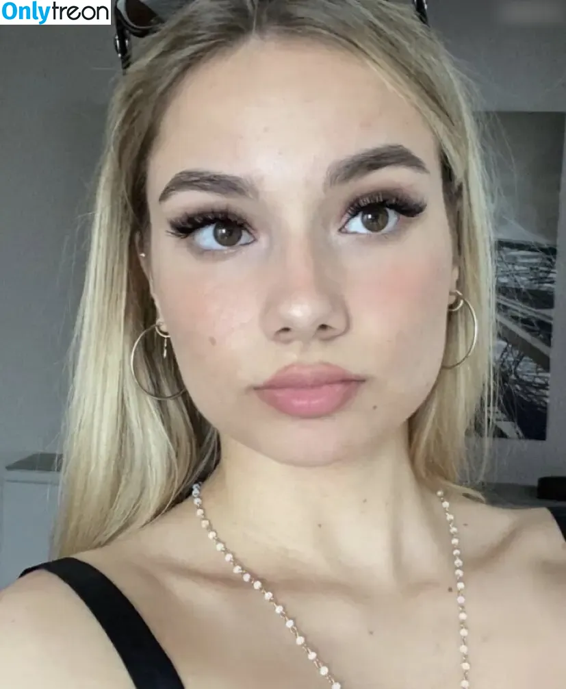 Snipsska голая photo #0040 (Snipsska)