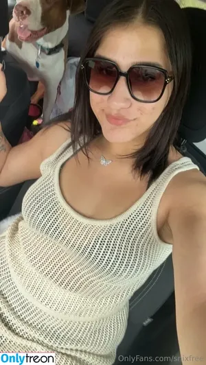snixfree / itssnixbitxh nude photo #0009