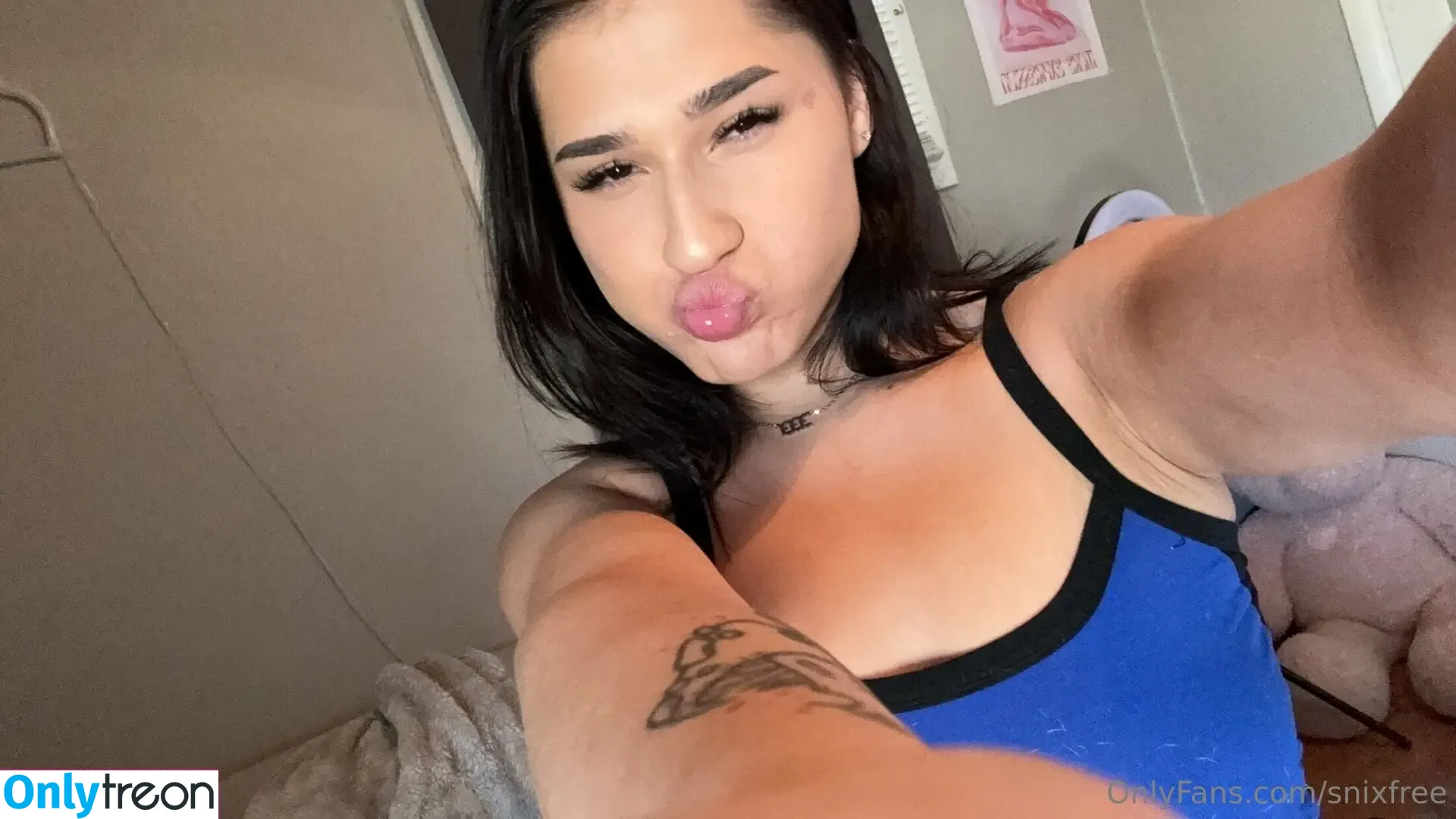 snixfree nude photo #0006 (itssnixbitxh)