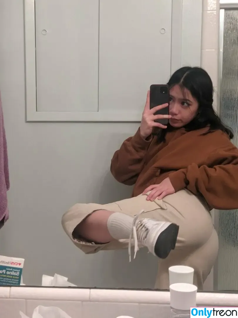 Snoejays nude photo #0010 (Cubsnoo / buni / goddessapri / julissanieves / kuromiwife)