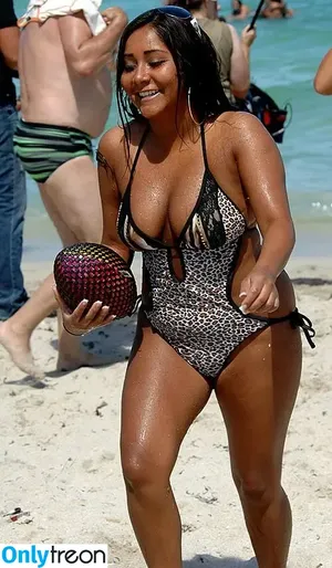 Snooki / Nicole Polizzi / minisnooki nude photo #0005