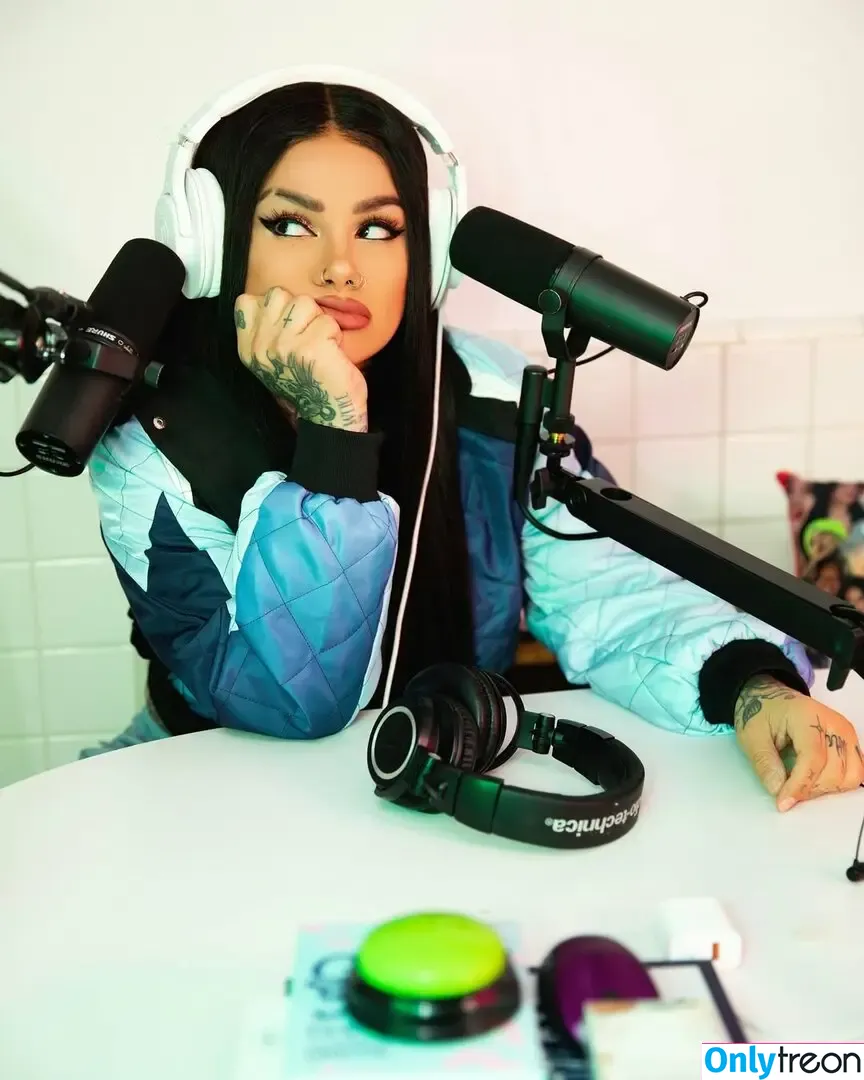 Snow Tha Product голая photo #0036 (misosenpai / snowthaproduct)