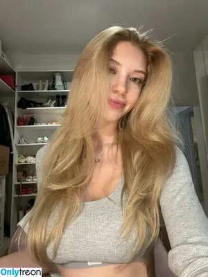 Snowmaiid / Kardelen Öztaş / Snowfuckerr nude photo #0105