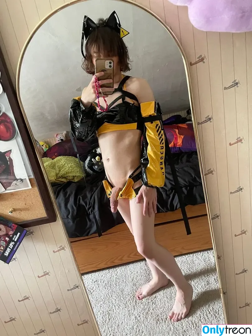 snowstar30 nude photo #0115 (skisnowstar)