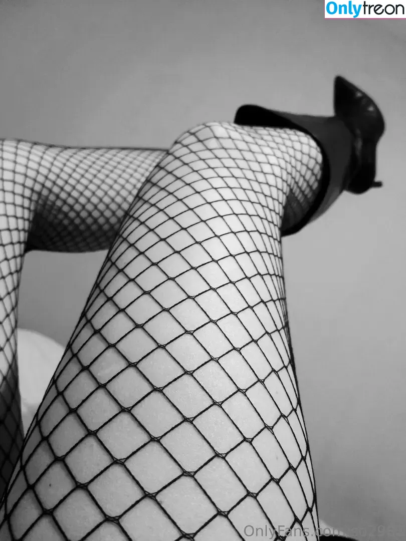 so2901 nude photo #0021 (soudersam)