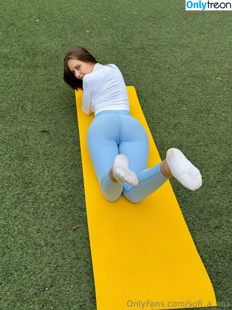 sofi_a_xox голая photo #0014 (sofi_xox_)