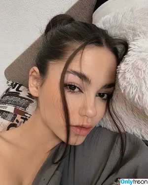Sofia Chernasova / chernasova.sofia / soniachrn / Чернасова Софія фото голая #0013