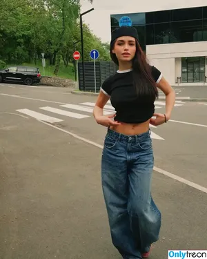 Sofia Chernasova / chernasova.sofia / soniachrn / Чернасова Софія фото голая #0164