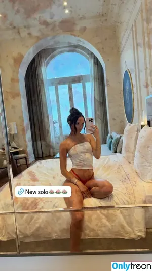 Sofia Franklyn / Sandra Martinellie / Sofia with an F / franklinsofia / sofiafranklyn nude photo #0151