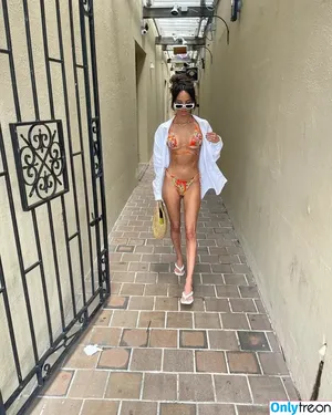 Sofia Franklyn / Sandra Martinellie / Sofia with an F / franklinsofia / sofiafranklyn nude photo #0152