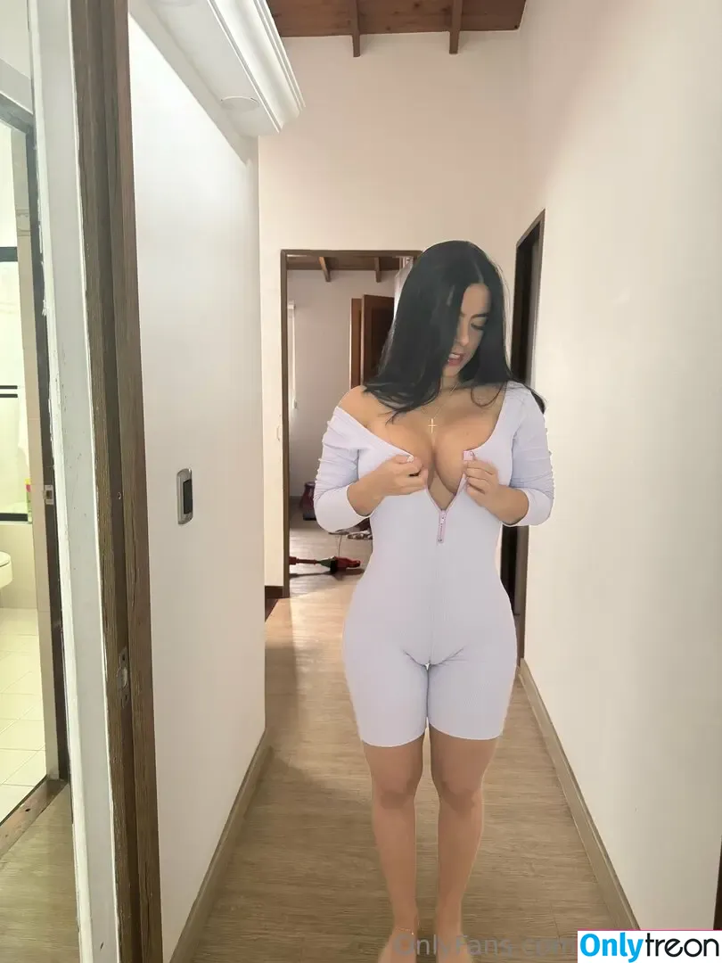 Sofia Montero nude photo #0033 (bustysofia / sofmontero_)
