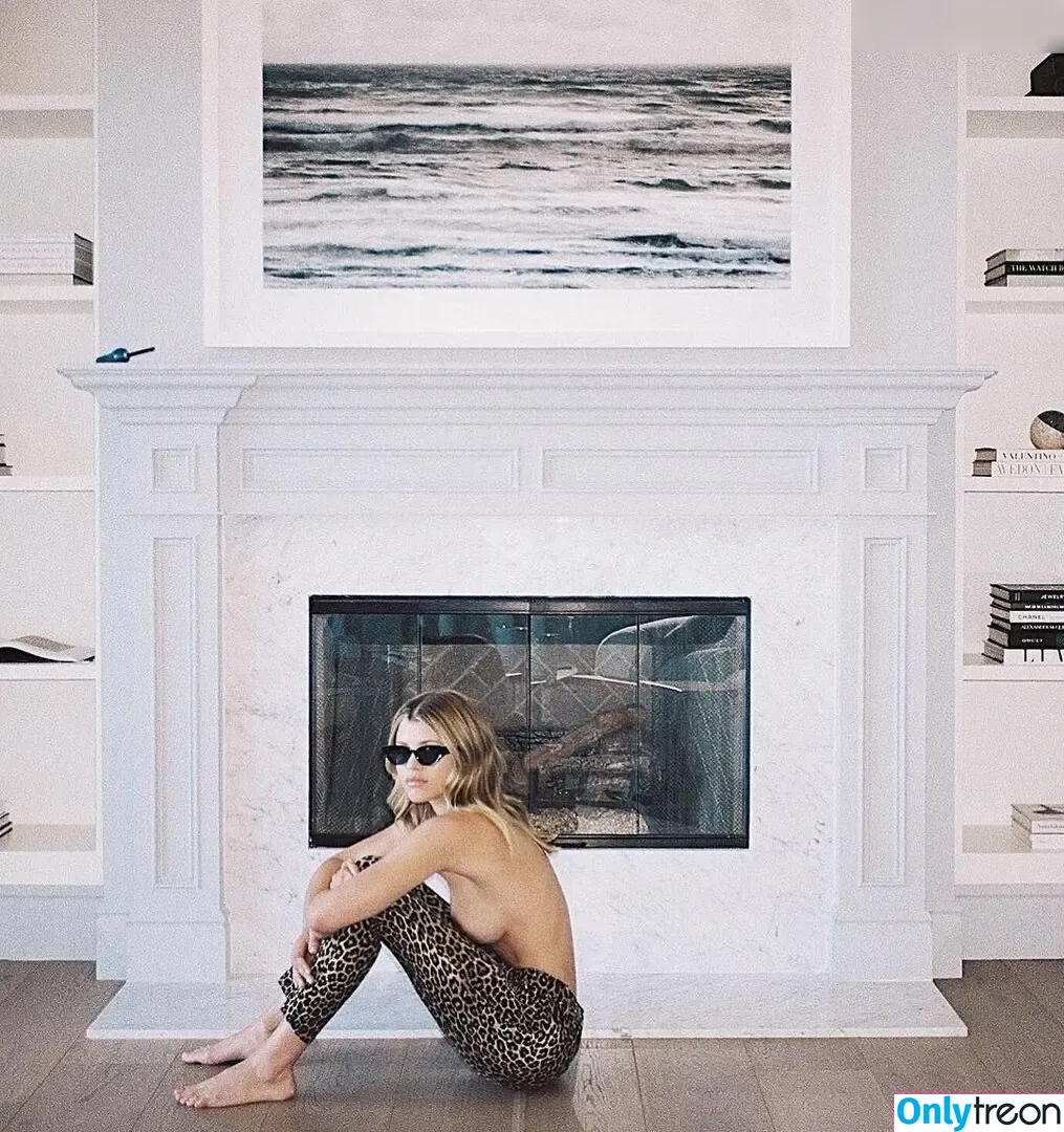 Sofia Richie голая photo #0416 (sofiarichie)