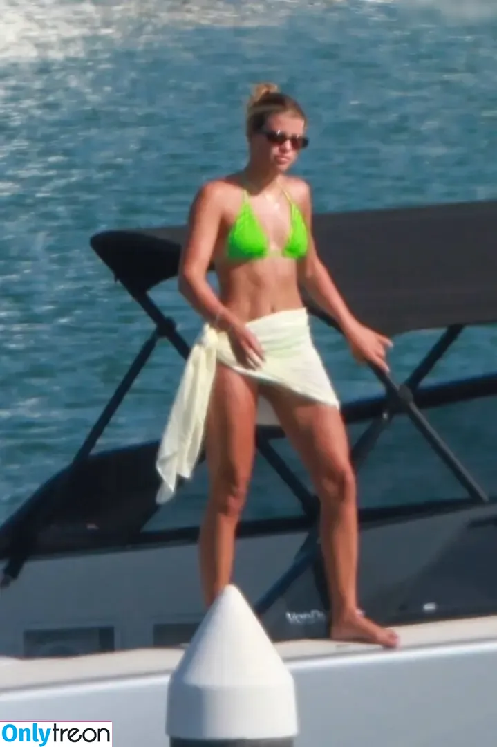 Sofia Richie nude photo #0587 (sofiarichie)