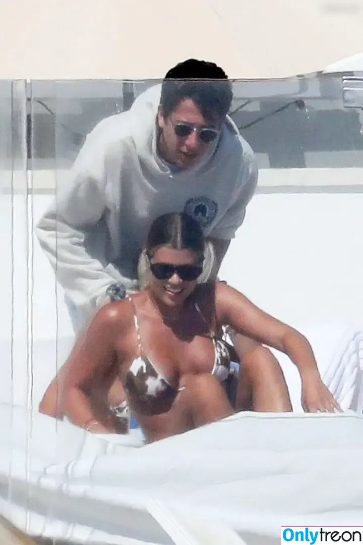 Sofia Richie nude photo #0596 (sofiarichie)
